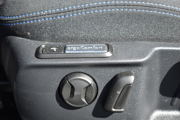 Volkswagen Passat Variant GTE 218PK DSG HYBRID BUSINESS CAMERA/NAVI/MASSAGE