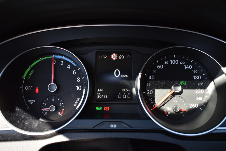 Volkswagen Passat Variant GTE 218PK DSG HYBRID BUSINESS CAMERA/NAVI/MASSAGE