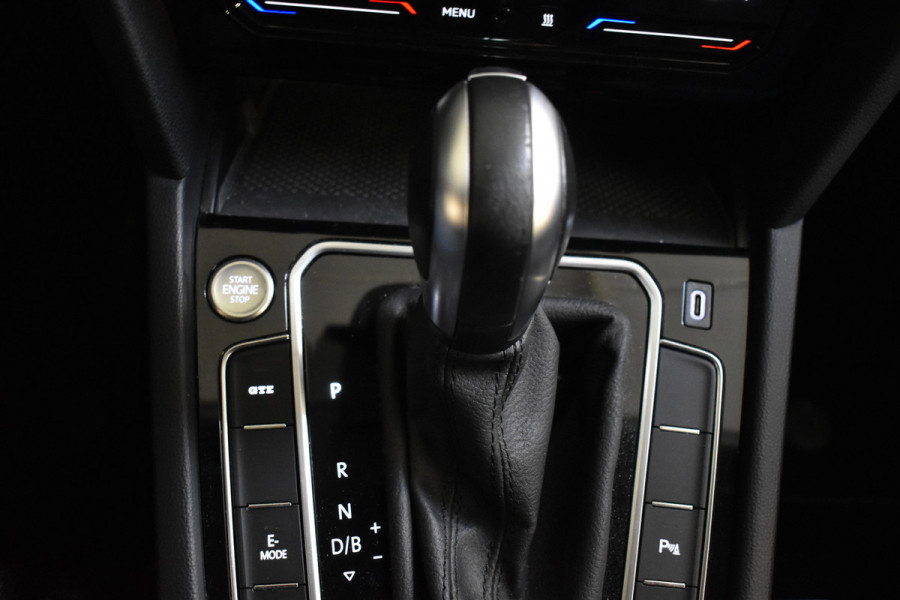 Volkswagen Passat Variant GTE 218PK DSG HYBRID BUSINESS CAMERA/NAVI/MASSAGE
