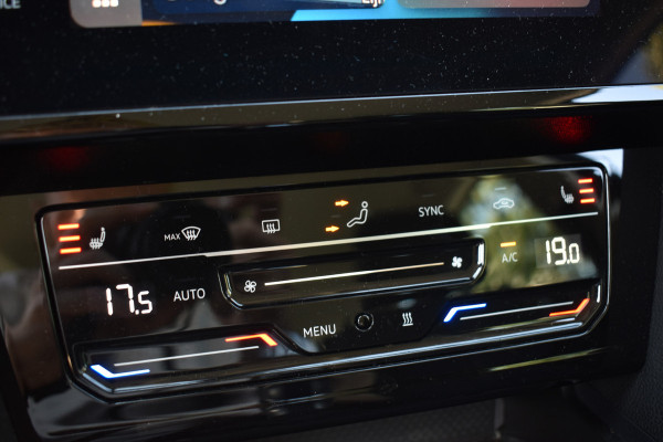 Volkswagen Passat Variant GTE 218PK DSG HYBRID BUSINESS CAMERA/NAVI/MASSAGE