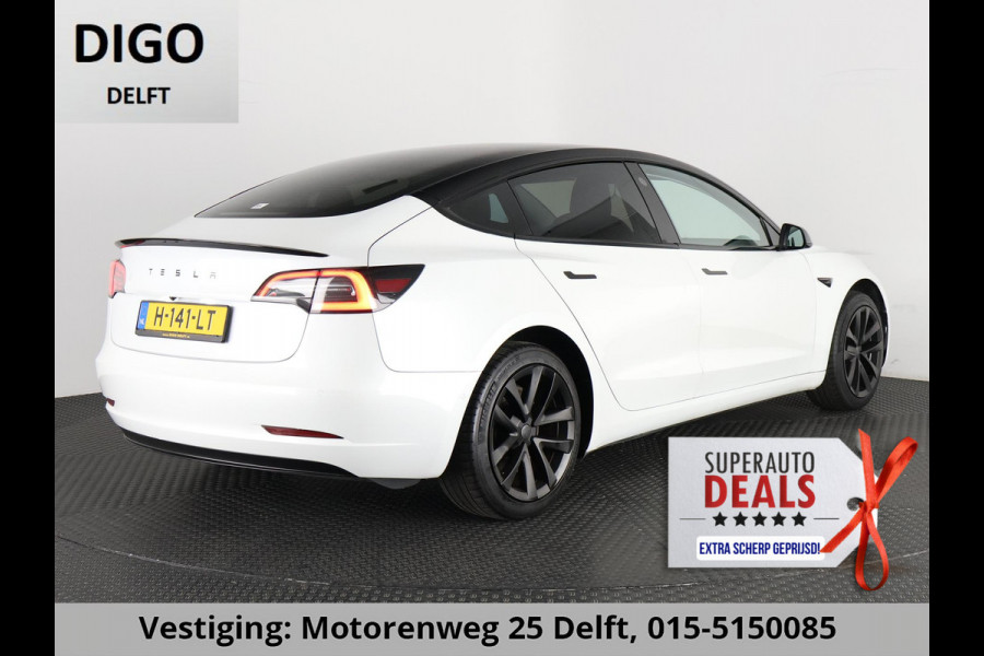 Tesla Model 3 BLACKLINE BI-TONE PANO STD ACCUTEST 86% RWD 60 kWH LEDER.NAVI.CAMERA.AUTOPILOT, STOELVERWARMING EN NOG VEEL MEER!