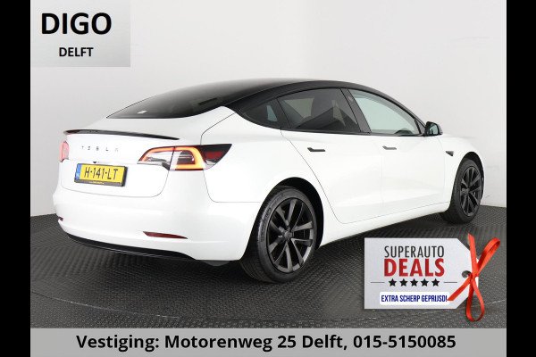 Tesla Model 3 BLACKLINE BI-TONE PANO STD ACCUTEST 86% RWD 60 kWH LEDER.NAVI.CAMERA.AUTOPILOT, STOELVERWARMING EN NOG VEEL MEER!
