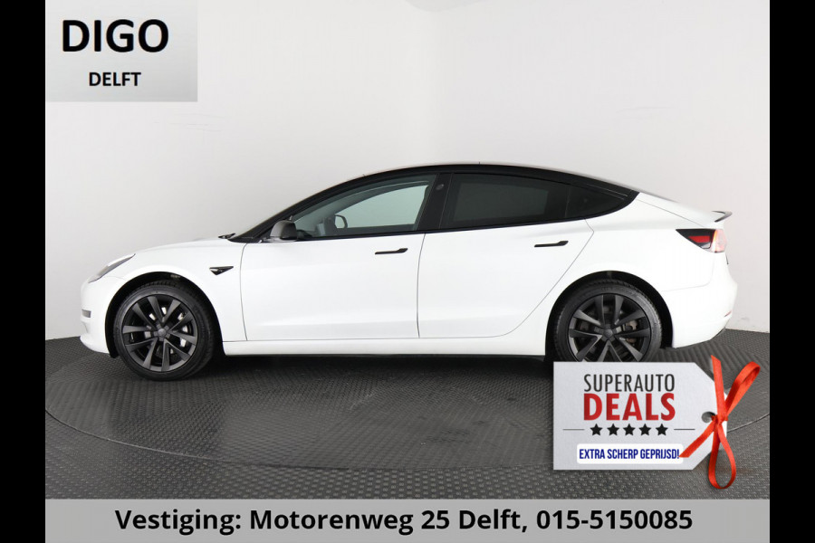 Tesla Model 3 BLACKLINE BI-TONE PANO STD ACCUTEST 86% RWD 60 kWH LEDER.NAVI.CAMERA.AUTOPILOT, STOELVERWARMING EN NOG VEEL MEER!