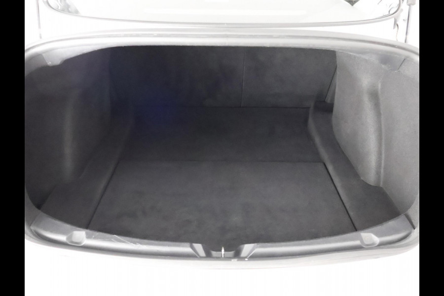 Tesla Model 3 BLACKLINE BI-TONE PANO STD ACCUTEST 86% RWD 60 kWH LEDER.NAVI.CAMERA.AUTOPILOT, STOELVERWARMING EN NOG VEEL MEER!