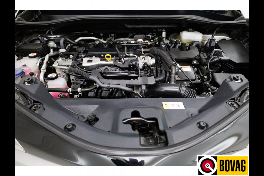 Toyota C-HR 2.0 Hybrid Team D 153 PK | Stoel & Stuurverw. | Adap. Cruise | Camera | App. connect | Dode hoek detectie, All season banden, Lane assist, Automatisch inparkeren, PDC V+A