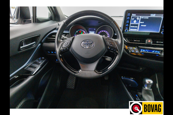 Toyota C-HR 2.0 Hybrid Team D 153 PK | Stoel & Stuurverw. | Adap. Cruise | Camera | App. connect | Dode hoek detectie, All season banden, Lane assist, Automatisch inparkeren, PDC V+A