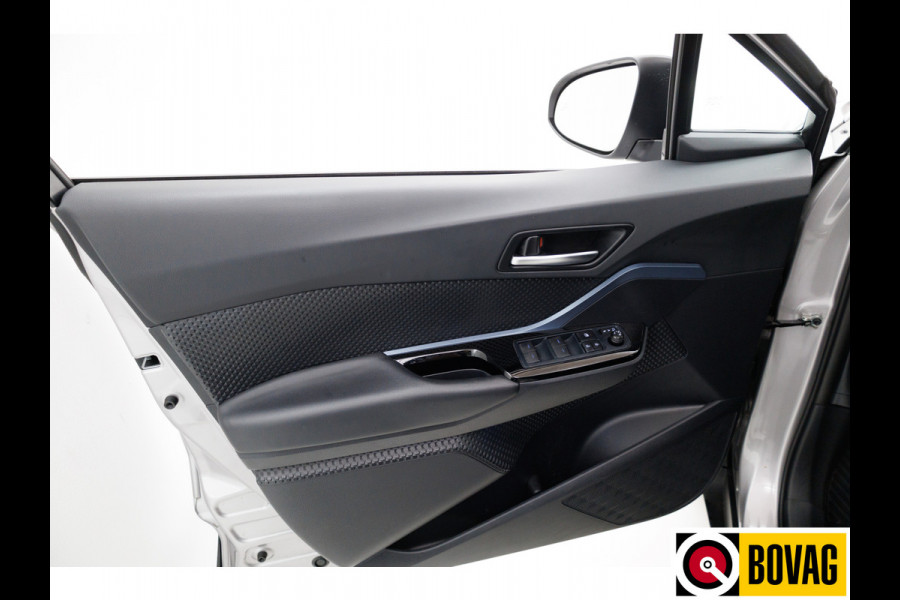 Toyota C-HR 2.0 Hybrid Team D 153 PK | Stoel & Stuurverw. | Adap. Cruise | Camera | App. connect | Dode hoek detectie, All season banden, Lane assist, Automatisch inparkeren, PDC V+A