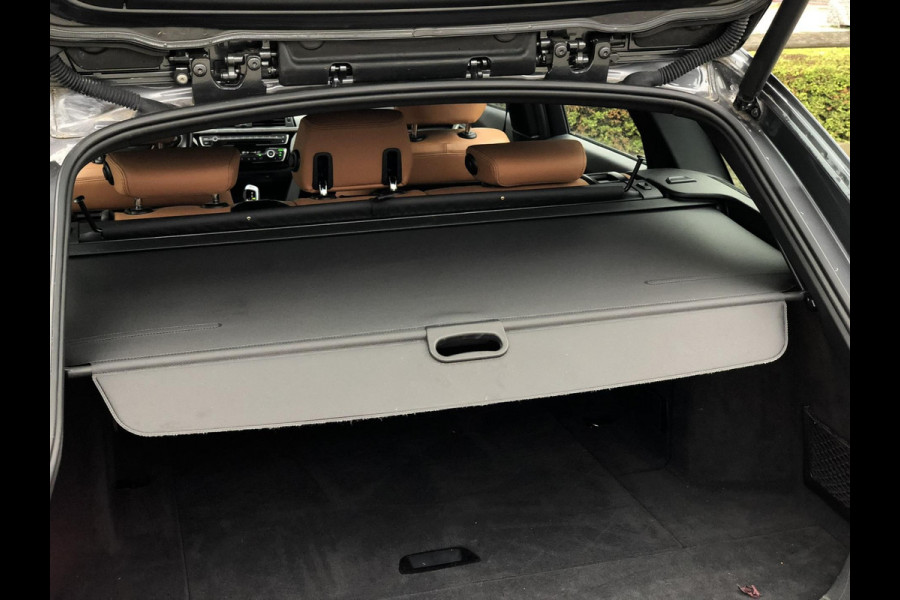BMW 3 Serie Touring 318i M Sport | Leder, Navi, Carplay, Stoelverw., Cruise, Climate, El. Achterklep | Dealeronderhouden | NAP |