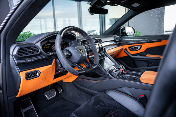 Lamborghini Urus 4.0 V8 Graphite Capsule - Mansory Pack | Full Carbon | Keramisch | Alcantara