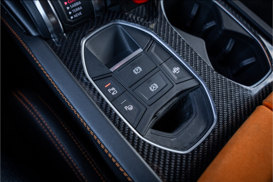 Lamborghini Urus 4.0 V8 Graphite Capsule - Mansory Pack | Full Carbon | Keramisch | Alcantara