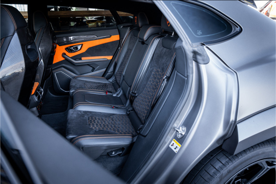 Lamborghini Urus 4.0 V8 Graphite Capsule - Mansory Pack | Full Carbon | Keramisch | Alcantara