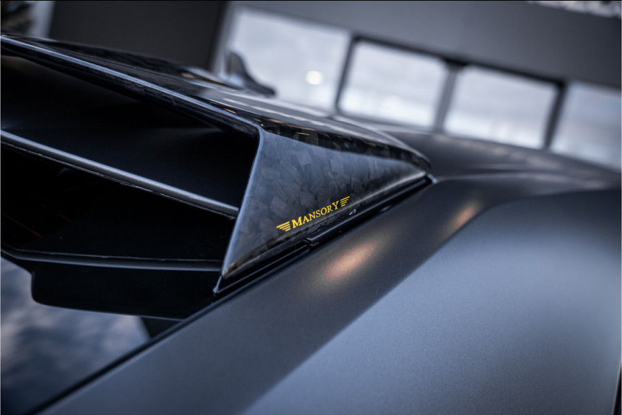 Lamborghini Urus 4.0 V8 Graphite Capsule - Mansory Pack | Full Carbon | Keramisch | Alcantara