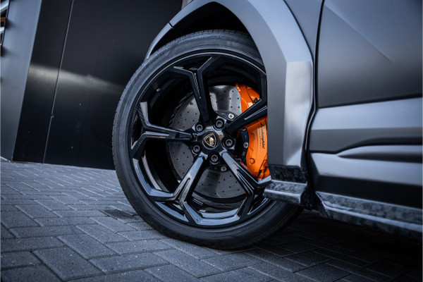 Lamborghini Urus 4.0 V8 Graphite Capsule - Mansory Pack | Full Carbon | Keramisch | Alcantara