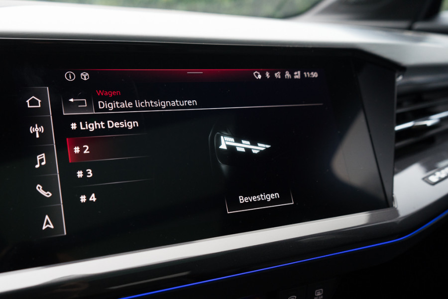 Audi Q4 Sportback e-tron 40 / 2x S-line/ Sonos/ Head-Up Display /Ruit-lederen bekleding/ Adaptive Cruise Control/ Panoramadak/ 150kW (204PK)
