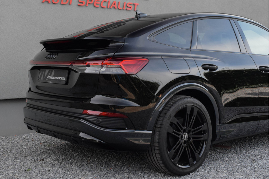 Audi Q4 Sportback e-tron 40 / 2x S-line/ Sonos/ Head-Up Display /Ruit-lederen bekleding/ Adaptive Cruise Control/ Panoramadak/ 150kW (204PK)