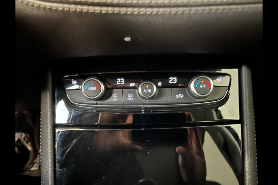 Opel Grandland X 1.2 Turbo Innovation Navigatie Carplay Android auto Camera Keyless Entry Elektrisch bedienbare achterklep Dodehoek Sensoren