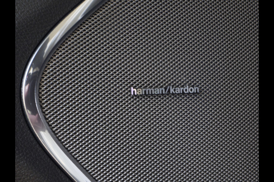 Dodge Ram | 1500 | Laramie |Premium Night | 3.0L I6 Hurricane | 4X4 | BPM-VRIJ | BPM-VRIJ | 14,4-inch Touchscreen | Passenger Display | Getoonde accessoires zijn verkrijgbaar tegen meerprijs