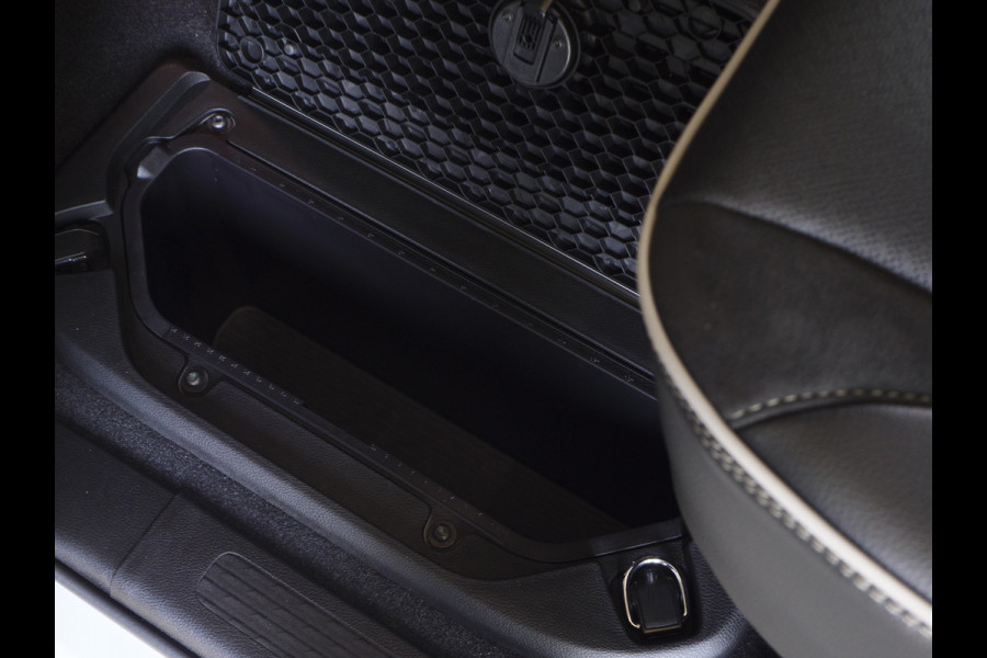 Dodge Ram | 1500 | Laramie |Premium Night | 3.0L I6 Hurricane | 4X4 | BPM-VRIJ | BPM-VRIJ | 14,4-inch Touchscreen | Passenger Display | Getoonde accessoires zijn verkrijgbaar tegen meerprijs