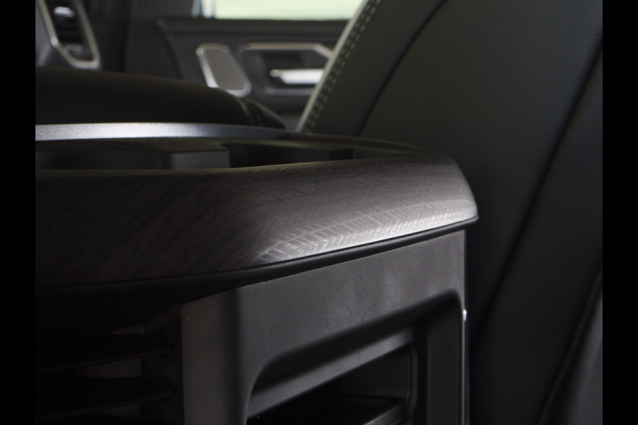 Dodge Ram | 1500 | Laramie |Premium Night | 3.0L I6 Hurricane | 4X4 | BPM-VRIJ | BPM-VRIJ | 14,4-inch Touchscreen | Passenger Display | Getoonde accessoires zijn verkrijgbaar tegen meerprijs