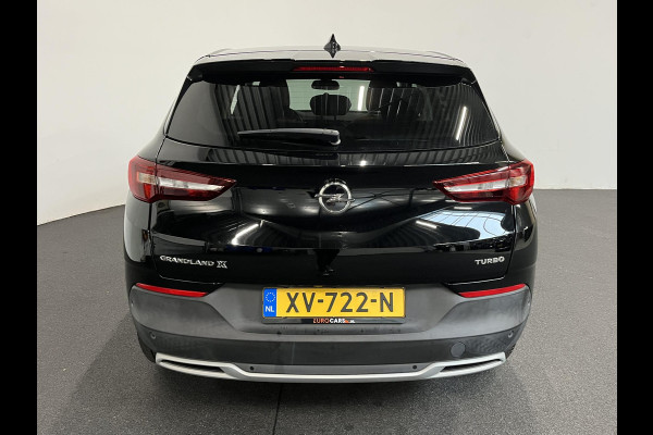 Opel Grandland X 1.2 Turbo Innovation Navigatie Carplay Android auto Camera Keyless Entry Elektrisch bedienbare achterklep Dodehoek Sensoren