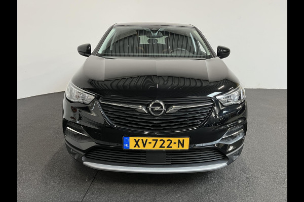 Opel Grandland X 1.2 Turbo Innovation Navigatie Carplay Android auto Camera Keyless Entry Elektrisch bedienbare achterklep Dodehoek Sensoren
