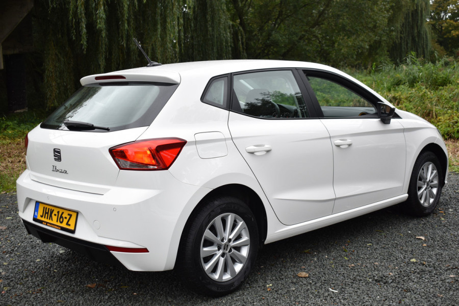 Seat Ibiza TSI 95PK BUSINESS STYLE VIRTUAL/NAVI/CARPLAY