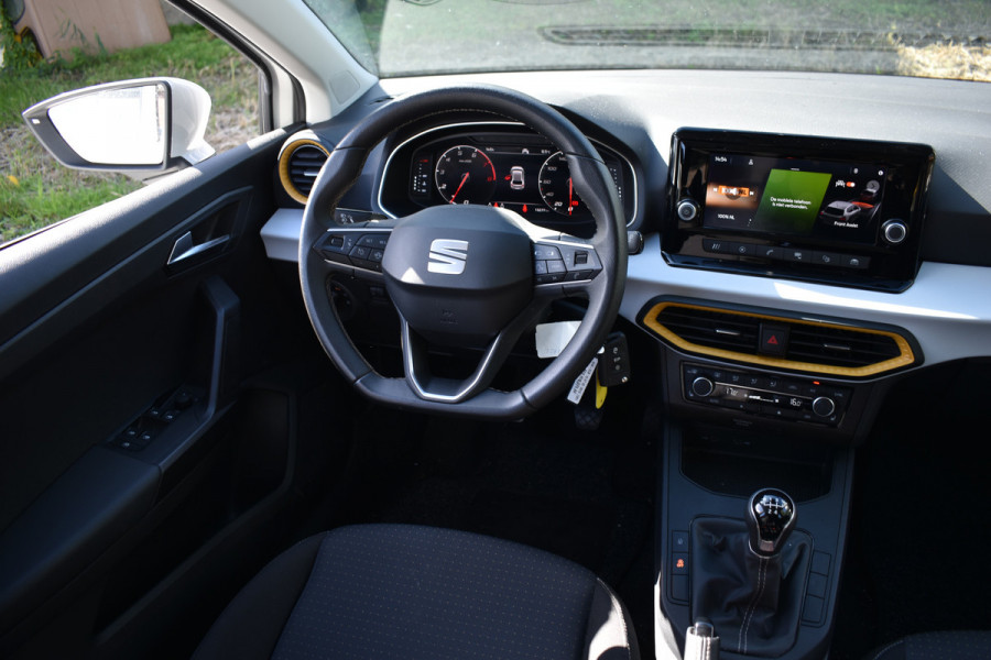 Seat Ibiza TSI 95PK BUSINESS STYLE VIRTUAL/NAVI/CARPLAY