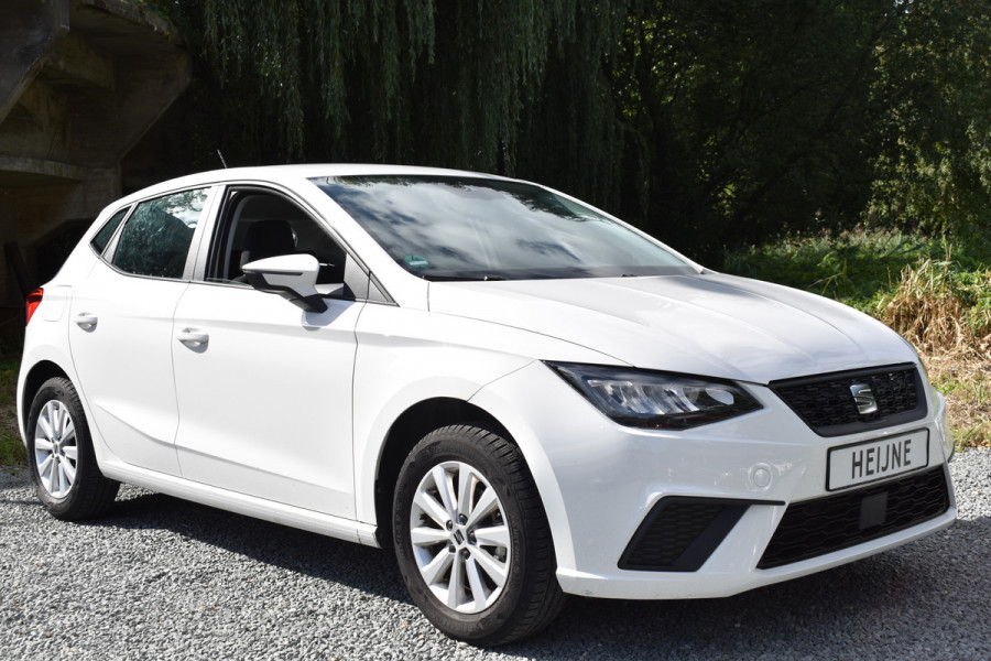 Seat Ibiza TSI 95PK BUSINESS STYLE VIRTUAL/NAVI/CARPLAY