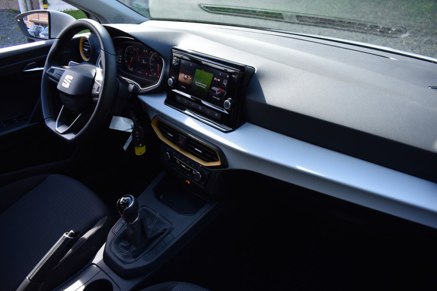 Seat Ibiza TSI 95PK BUSINESS STYLE VIRTUAL/NAVI/CARPLAY