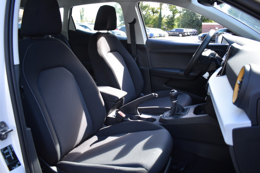 Seat Ibiza TSI 95PK BUSINESS STYLE VIRTUAL/NAVI/CARPLAY