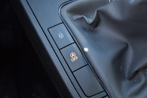 Seat Ibiza TSI 95PK BUSINESS STYLE VIRTUAL/NAVI/CARPLAY