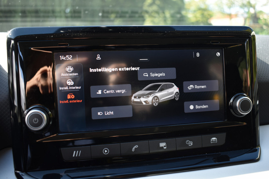 Seat Ibiza TSI 95PK BUSINESS STYLE VIRTUAL/NAVI/CARPLAY