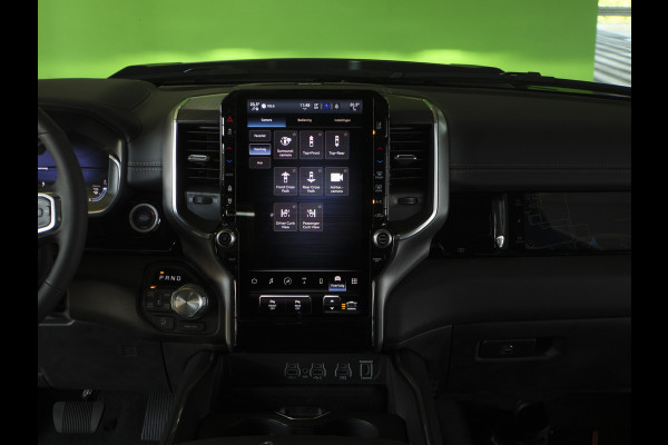 Dodge Ram 1500 | Laramie | Premium Night | 3.0L I6 Hurricane | Crew Cab | 4X4 | | BPM-VRIJ | Niveau regeling | Passenger Display | Getoonde accessoires zijn verkrijgbaar tegen meerprijs Dodge Ram 1500 | Laramie | Premium Night | 3.0L I6 Hurricane | Crew Cab | 4X4 | | BPM-VRIJ | Niveau regeling | Passenger Display | Getoonde accessoires zijn verkrijgbaar tegen meerprijs