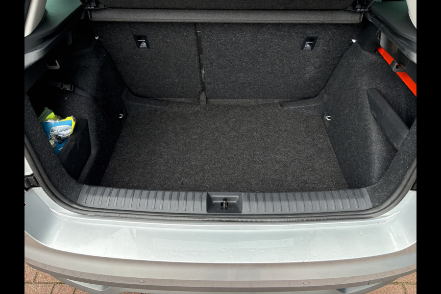 Škoda Kamiq 1.0 TSi 110pk Business Edition LED/VIRTUAL/NAVI/CARPLAY/DAB/PDC/STOELVERWARMING