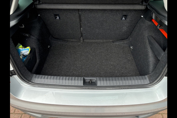 Škoda Kamiq 1.0 TSi 110pk Business Edition LED/VIRTUAL/NAVI/CARPLAY/DAB/PDC/STOELVERWARMING