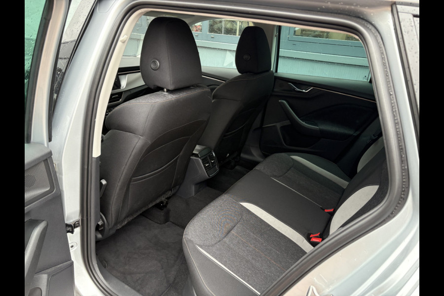 Škoda Kamiq 1.0 TSi 110pk Business Edition LED/VIRTUAL/NAVI/CARPLAY/DAB/PDC/STOELVERWARMING