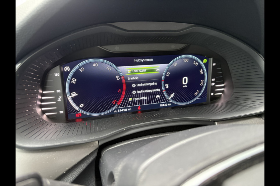 Škoda Kamiq 1.0 TSi 110pk Business Edition LED/VIRTUAL/NAVI/CARPLAY/DAB/PDC/STOELVERWARMING
