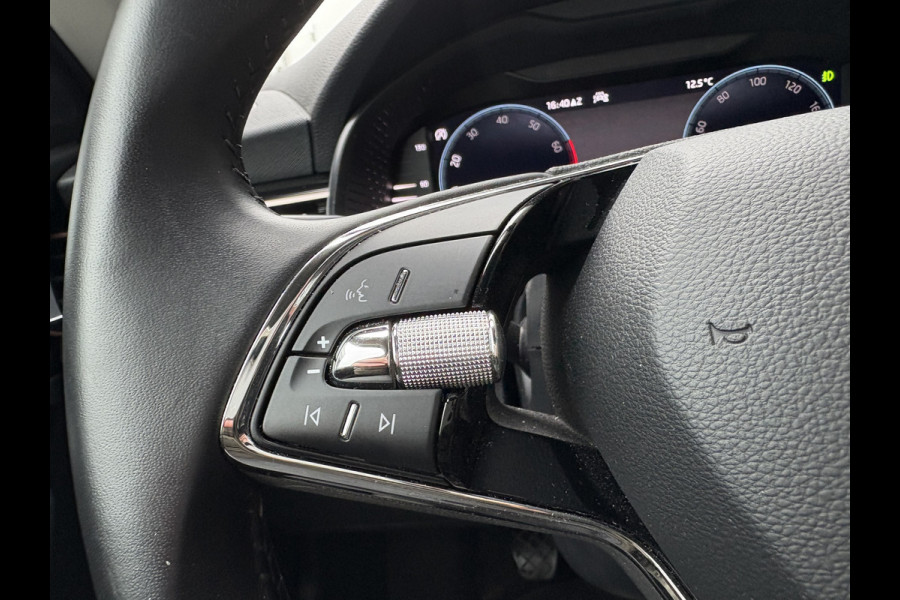 Škoda Kamiq 1.0 TSi 110pk Business Edition LED/VIRTUAL/NAVI/CARPLAY/DAB/PDC/STOELVERWARMING