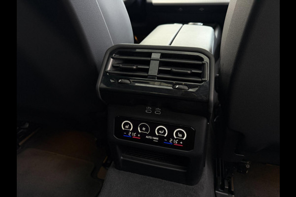 BMW i5 EDrive40 2024 M-PAKKET SHADOW PANORAMA LEDER HARMAN KARDON 1-EIG
