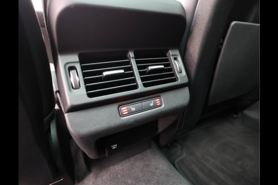 Land Rover Range Rover Evoque P300 AWD R-Dynamic HSE