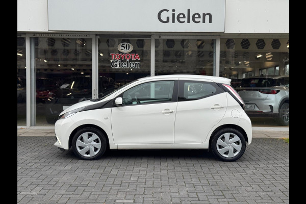Toyota Aygo 1.0 VVT-i X-Play | Eerste eigenaar, Parkeercamera, Bluetooth, Stuurbediening, In hoogte verstelbare stoel