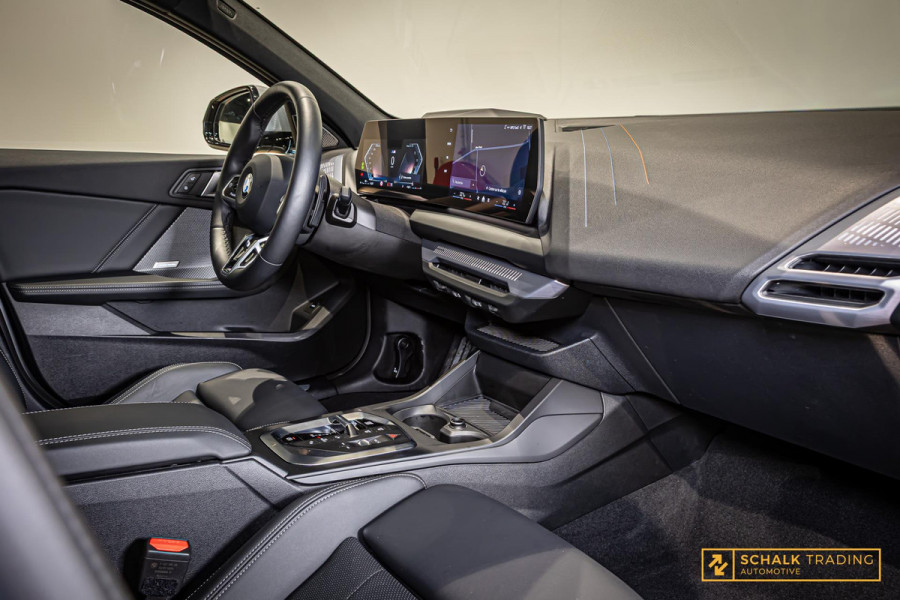 BMW 1-serie 120i|M-sport|Pano|H&K|Cam|Trekhaak|Leder|Garanti