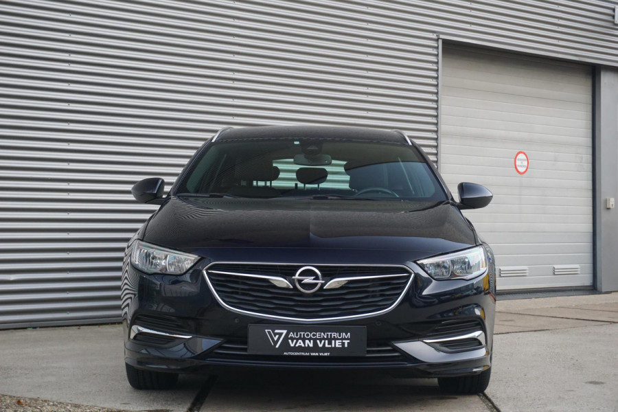 Opel Insignia Sports Tourer 1.5 Turbo Business Executive OPC line | Automaat | Wegklapbare Trekhaak