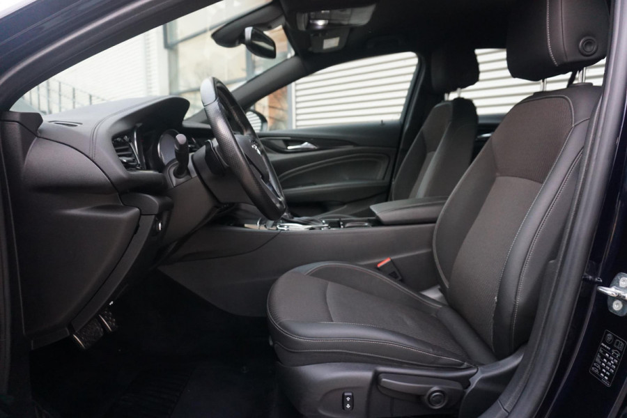 Opel Insignia Sports Tourer 1.5 Turbo Business Executive OPC line | Automaat | Wegklapbare Trekhaak
