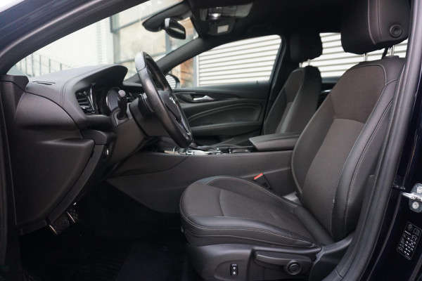 Opel Insignia Sports Tourer 1.5 Turbo Business Executive OPC line | Automaat | Wegklapbare Trekhaak