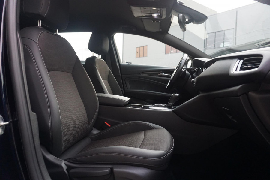 Opel Insignia Sports Tourer 1.5 Turbo Business Executive OPC line | Automaat | Wegklapbare Trekhaak