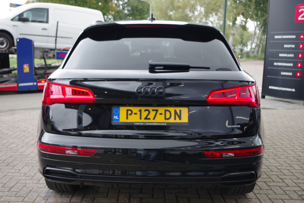 Audi Q5 2.0 TFSI 252 PK Quattro Sport S Line Black Edition, Trekhaak, Panoramadak, Leder-Alcantara, Camera