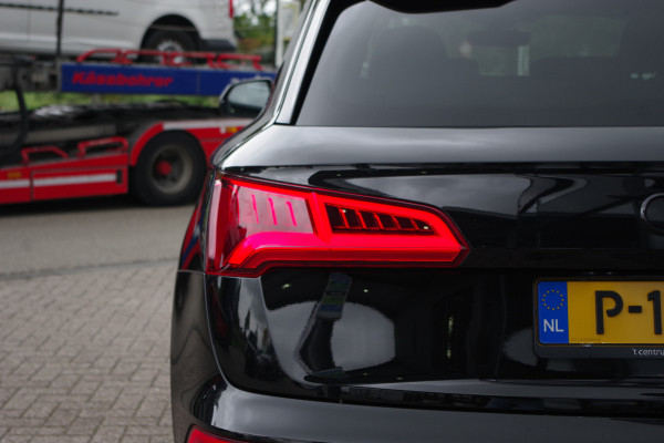 Audi Q5 2.0 TFSI 252 PK Quattro Sport S Line Black Edition, Trekhaak, Panoramadak, Leder-Alcantara, Camera