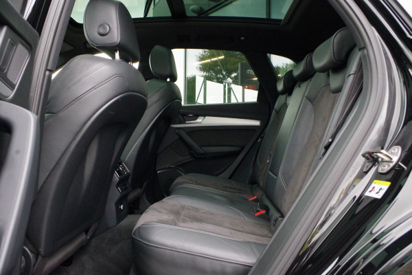 Audi Q5 2.0 TFSI 252 PK Quattro Sport S Line Black Edition, Trekhaak, Panoramadak, Leder-Alcantara, Camera