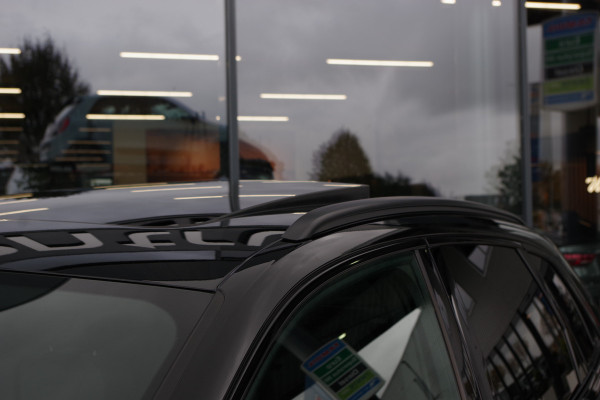 Audi Q5 2.0 TFSI 252 PK Quattro Sport S Line Black Edition, Trekhaak, Panoramadak, Leder-Alcantara, Camera
